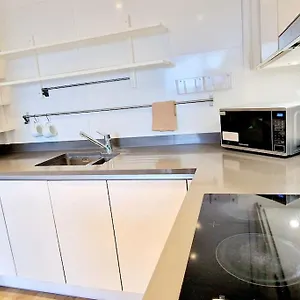 Apartment - Stunning Riverside, London
