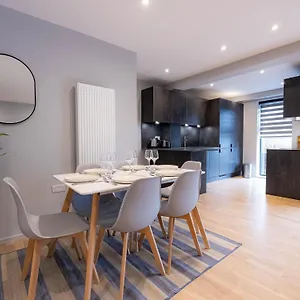 Luxurious Hackney Near Train Station Vakantiehuis